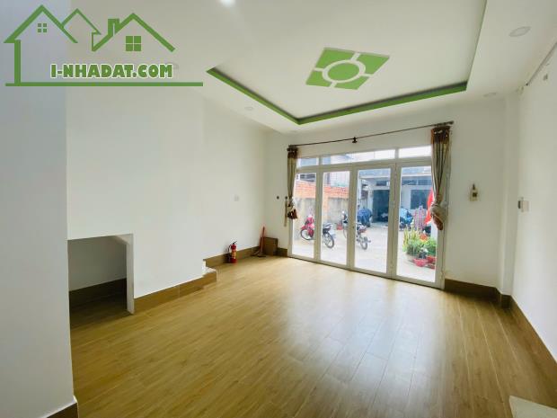 Cho thuê nhà rộng rãi 2 phòng ngủ – giá tốt tại Quận 12 - 3