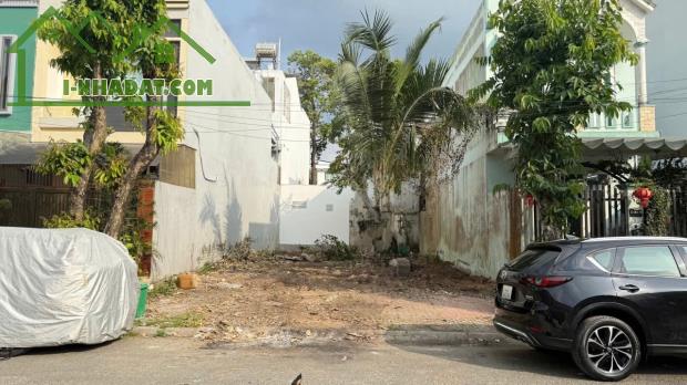 Nền rộng thuộc KDC cần thơ cách bến ninh kiều 5 phút