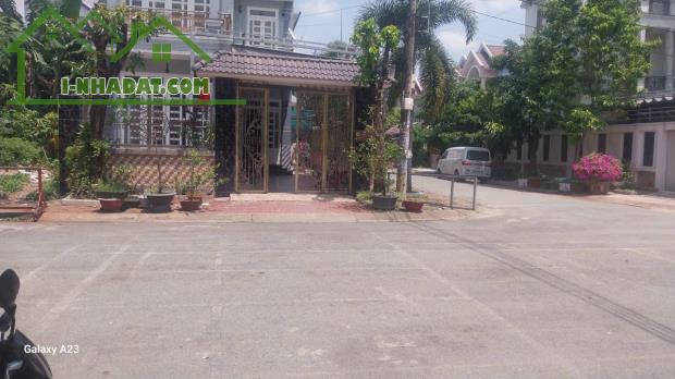 Biệt Thự Biệt Lập 3 Tấm Đường Số 1 - KDC Đồng Danh - 8.5 x 18 Giá 9 Tỷ