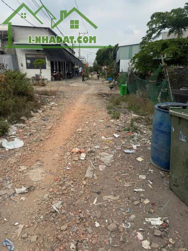 CHÍNH CHỦ CẦN BÁN GẤP LÔ ĐẤT GIÁ TỐT – ẤP 4 – TP HỒ CHÍ MINH