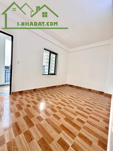 Bán nhà 4 tầng xây mới độc lập phố Khúc Hạo - 4