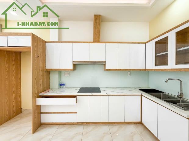 Bán Nhà Lê Văn Sỹ - 41M - Nở Hậu - 2 PN - Nhỉnh 7 Tỷ - 2