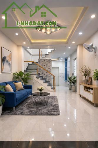 HUỲNH VĂN BÁNH_HỒ BIỂU CHÁNH_LÊ VĂN SỸ- 4 TẦNG-LÔ GÓC- HẺM XE HƠI- 4Pn-12.25 TỶ