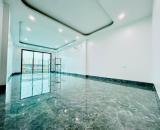 Mặt phố Hoàng Mai, Vỉa hè Kinh doanh, 7 tầng Thang máy, dt 66m², mt 4.1m, Giá 40.8 tỷ