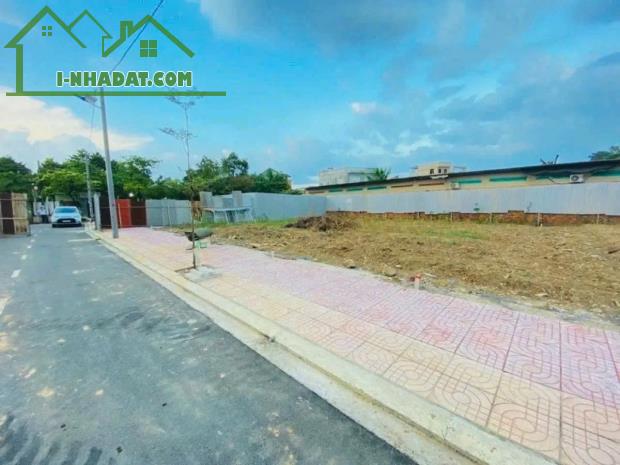 CHÍNH CHỦ BÁN 4 LÔ LIỀN KỀ NGAY SÂN BAY BIÊN HÒA CHỈ 400TR SỞ HỮU - 2