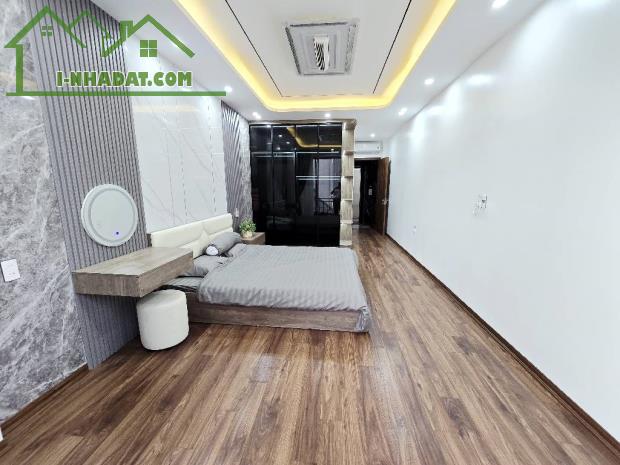 🏆 MẶT ĐƯỜNG KINH DOANH Ô TÔ TRÁNH VÙ VÙ–6 TẦNG THANG MÁY–SÁT GARDEN CITY THẠCH BÀN🏆