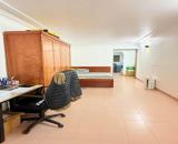 - Bán nhà tập thể tầng 1,  Đông Ngạc, diện tích 20 m2, diện tích sử dụng 60 m2, giá 3,7 Tỷ