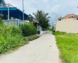 CHÍNH CHỦ HẠ GIÁ, BÁN GẤP ĐẤT DIỆN TÍCH LỚN GẦN TRỤ SỞ HÀNH CHÍNH XÃ ĐỨC HOÀ ĐÔNG, CHỈ
