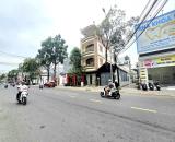 TUYỆT PHẨM nhà 3 Tầng có Garage Ô tô. Gần ngã 3 Lý Thường Kiệt và Trần Ngọc Giải. Chốt hạ