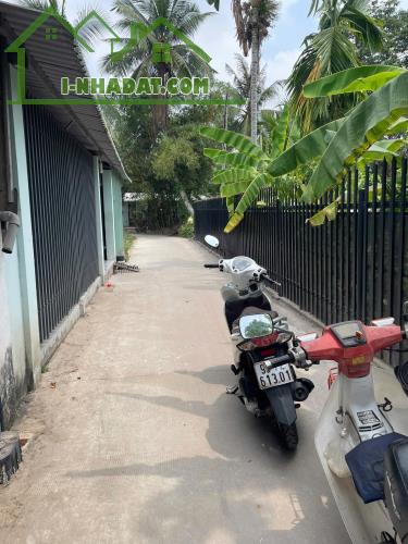 🏠 Bán nhanh căn nhà trong hẻm Tân Xuân. 80m2- 860 triệu - Sổ Sẵn - 4