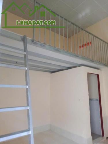 BÁN NHÀ TRỌ: 1 KIOT; 5PHÒNG TẠI CÀ MAU, 150M2, SHR CHỈ 2TỶ TL. LH:0986616001.
