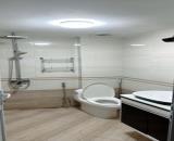 Bán nhà phố Văn Cao, Ba Đình, 60m2 x 5 tầng, mặt tiền 4,3m, thang máy, gần phố, 13,5 tỷ!