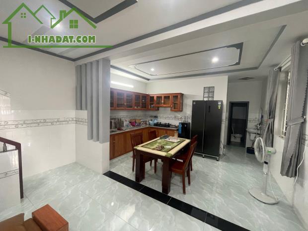 Bán nhà 1 trệt 1 lầu 100m2 sổ riêng thổ cư đường ô tô (P. Hiệp Hoà) nay P. Trấn Biên 4ty5 - 1