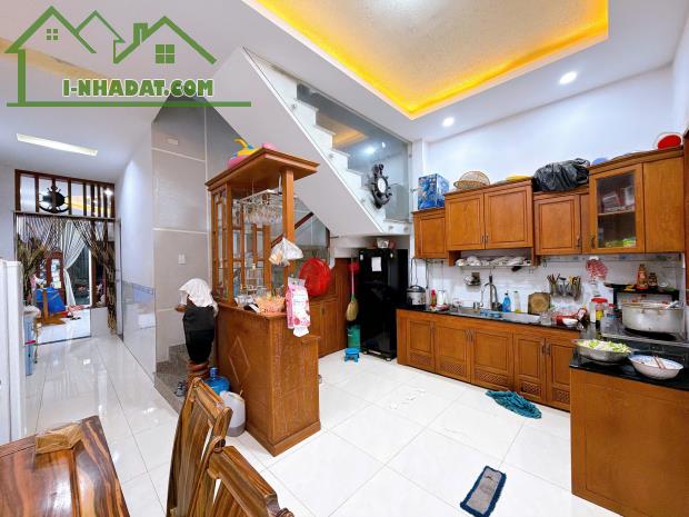 Bán nhà 1 trệt 1 lầu mặt tiền chợ KP6 Tân Biên, Biên Hòa, 139m2, giá 4 tỷ 200. - 3