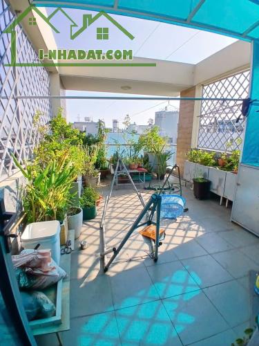 BÁN NHÀ PHƯỜNG BÌNH HƯNG HÒA - QUẬN BÌNH TÂN Kết cấu: 3lầu  Giá bán: 5 tỷ 1(thương lượng) - 3