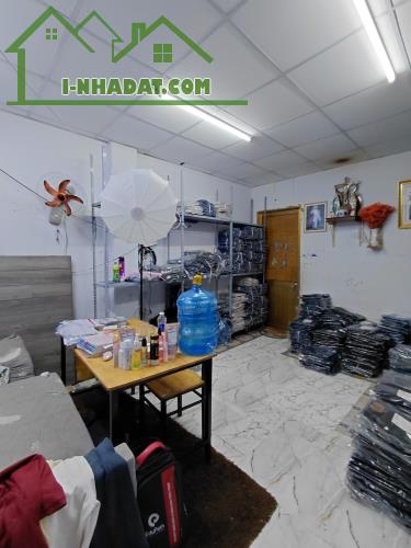 Bán gấp nhà Bùi Thế Mỹ tân bình, 60m², hẻm ô tô đang có dòng tiền, chỉ 6 tỷ, siêu hiếm. - 1
