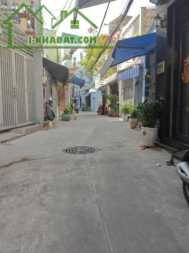 Bán gấp nhà Bùi Thế Mỹ tân bình, 60m², hẻm ô tô đang có dòng tiền, chỉ 6 tỷ, siêu hiếm. - 2