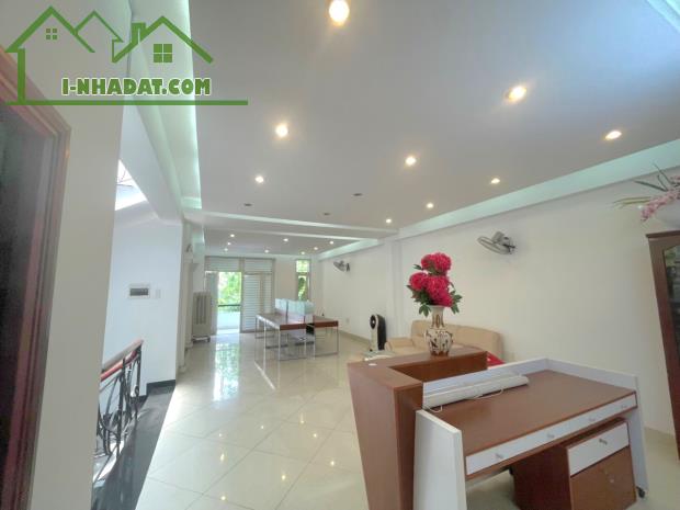 Bán Biệt Thự Giá Rẻ, Nam Long - Trần Trọng Cung, 192m2, 3 Tầng, Chỉ 28 Tỷ 5, Quận 7 - 4