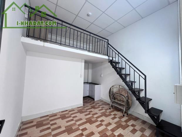 Bán Căn Hộ Dịch Vụ Mặt Tiền Đường 160 Lã Xuân Oai, Tăng Nhơn Phú A, Quận 9 - 2