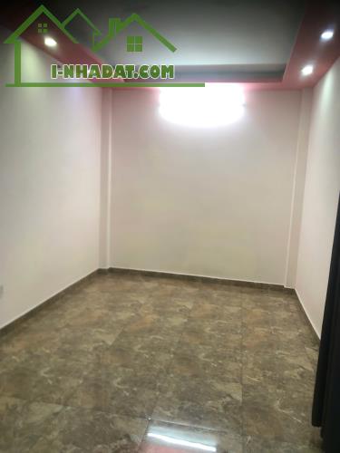 CẦN CHO THUÊ PHÒNG LẦU 2 – ĐƯỜNG CALMETTE, P. BẾN THÀNH, QUẬN 1 TPHCM - 3