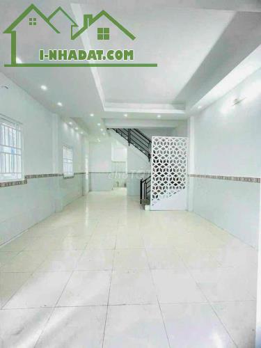 NHÀ CHÍNH CHỦ - MẶT TIỀN Đường Quốc lộ 50, Thị trấn Cần Giuộc, Huyện Cần Giuộc, Long An - 2