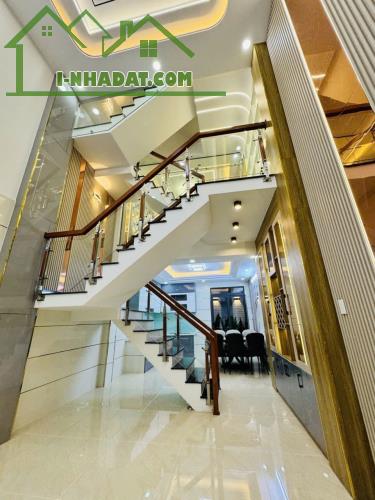 💥🚘🏡 SIÊU PHẨM BÌNH TÂN, PHÂN KHU, HXT, 52m2, MỚI ĐẸP, 5 TẦNG FULL NỘI THẤT, NHÌNH 5 TỶ