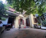 Cho thuê nhà 3 tầng Thanh Nhàn, Hai Bà Trưng. Giá: 15tr/ tháng. LH: 0937158386