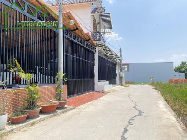 Nền thổ cư 135m2 đường Liên ấp, gần đường QL1A, xã Tân Bửu, Bến Lức, Long An