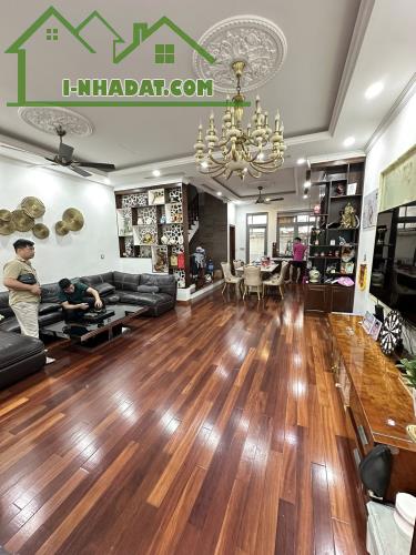Bán Nhà Mặt Đường Nguyệt Quế Long Biên 90m2-4T Mt6m 2 THOÁNG 39 Tỷ Nguyệt Quế. - 1