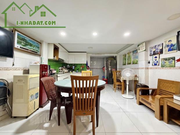 🔥 SÁT MẶT TIỀN UNG VĂN KHIÊM – HXH – 4 TẦNG – 6 PHÒNG – DÒNG TIỀN 20TR – 12.9 TỶ 🔥 - 3