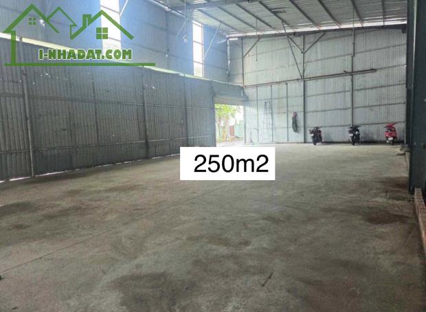 Cho thuê kho xưởng 250m2 Vườn Lài, An Phú Đông Quận 12