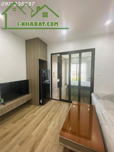 Cho thuê căn hộ cao cấp (1 ngủ + 1 khách) tại Lạc long Quân - Tây hồ, DT 41-43m2 - 1