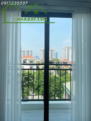 Cho thuê căn hộ cao cấp (1 ngủ + 1 khách) tại Lạc long Quân - Tây hồ, DT 41-43m2 - 4