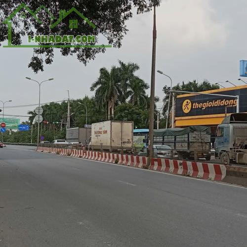 Đất Quang Minh 100m2, 2 mặt tiền, vị trí đẹp, kinh doanh tốt, tiềm năng tăng giá cao.
