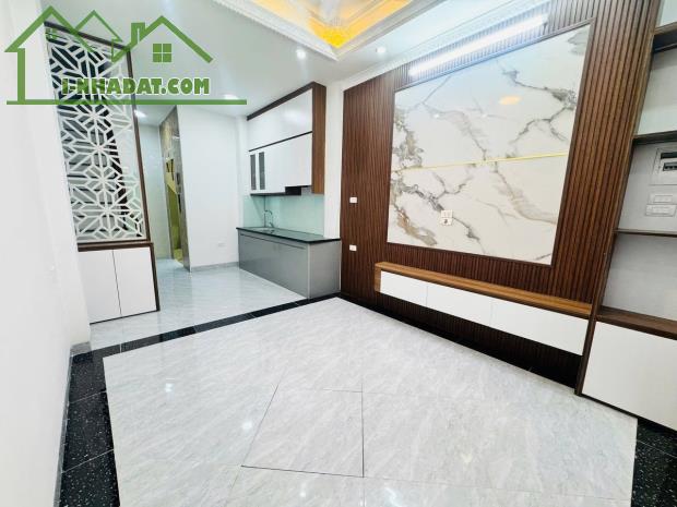 Nhà Mới tinh Lô góc có Thang máy Ở luôn Giá mềm - Xuân Đỉnh/Bắc Từ Liêm