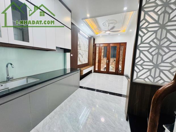 Nhà Mới tinh Lô góc có Thang máy Ở luôn Giá mềm - Xuân Đỉnh/Bắc Từ Liêm - 2