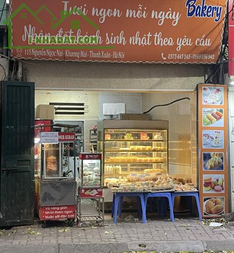 Sang gấp cửa hàng tại 115 Nguyễn Ngọc Nại, Thanh Xuân, Hà Nội.
