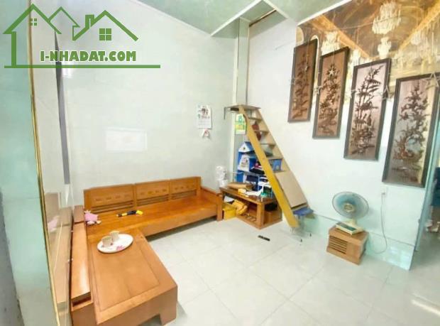 Bán nhà gốc dân  Quang Đàm , Sở Dầu , Hồng Bàng . Ở , đầu tư đều hợp lý