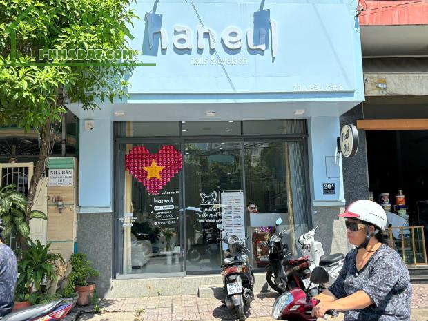 cần sang gấp mặt bằng vị trí siêu đẹp