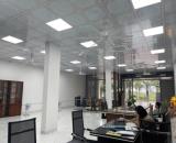 CHO THUÊ TÒA NHÀ VP 9 TẦNG - MẶT TIỀN RỘNG - VỈA HÈ THOÁNG - GIÁ CHỈ 120TR/THÁNG