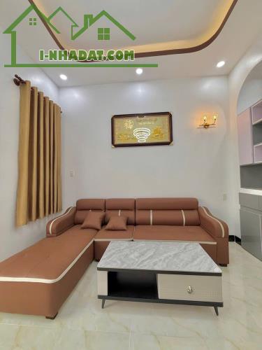 Nhà mới xây dựng hẻm xe hơi đối diện Quảng Trường Tp Mỹ Tho - 4
