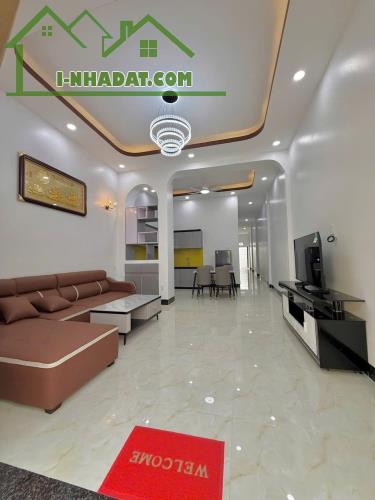 Nhà mới xây dựng hẻm xe hơi đối diện Quảng Trường Tp Mỹ Tho - 3