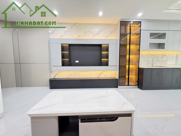 Bán Nhà 7 tầng Thang Máy Hà Đông 50m² Phân lô - vỉa hè - Gần Công Viên 365 Giá Tốt - 4