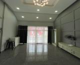 NHÀ ĐẸP 5 PHÒNG NGỦ VIEW MẶT TIỀN ĐƯỜNG NGUYỄN TRÃI QUẬN 5 - CHỈ 15 TR/ THÁNG