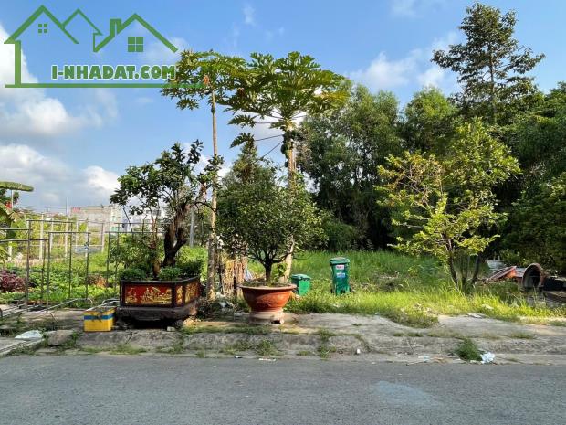 QUÁ RẺ !! KDC Bình Đức sau chợ Nông sản Thủ Đức, DT 105m2 (5 x 21) giá chỉ 5,4 tỷ