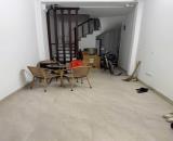 Cho thuê nhà riêng Trần Duy Hưng quận Cầu Giấy 35m x 5T (3 NGỦ) giá 12 triệu