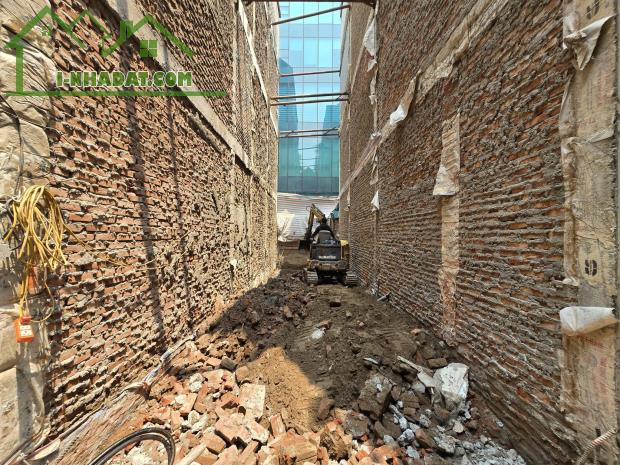 MẢNH ĐẤT,PHỐ HOÀNG SÂM, CẦU GIẤY-PHÂN LÔ-KD-Ô TÔ: 50M, MT 3,8M, GIÁ 19,8 TỶ. - 2