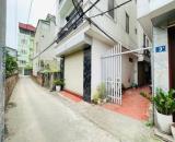 Bán nhà 4 tầng, diện tích 40 m², mặt tiền  4 m, 4 phòng ngủ 4,4 tỷ