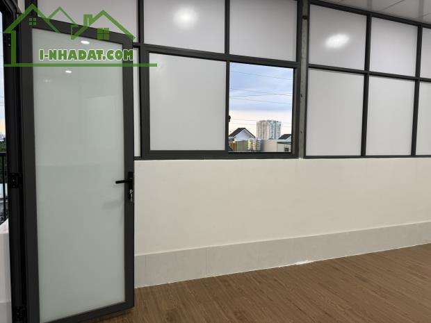 (4tr) Cho thuê phòng trọ gần Chung cư 4S Linh Đông – 35m², ban công – máy lạnh - 1