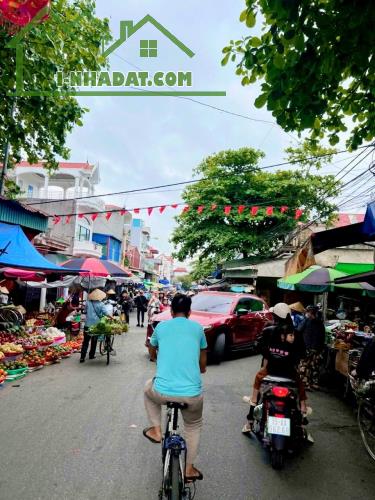 Bán nhà 3 tầng xây độc lập có sân cổng tại Đa Phúc – Dương Kinh - 4